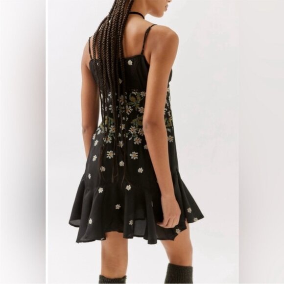 Urban Outfitters | Sienna Asymmetrical Embroidered Mini Dress Black New Medium - Picture 5 of 8